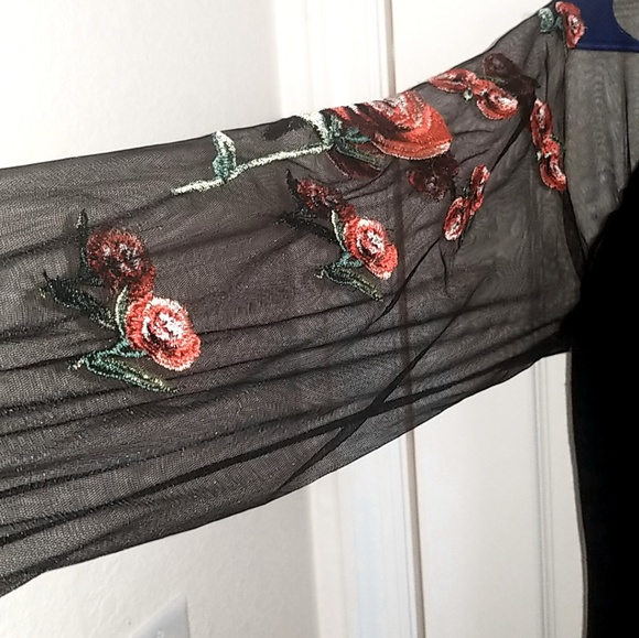 Dress - Picture 6 of 6